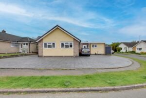 Frensham Close, Oadby, Leicester